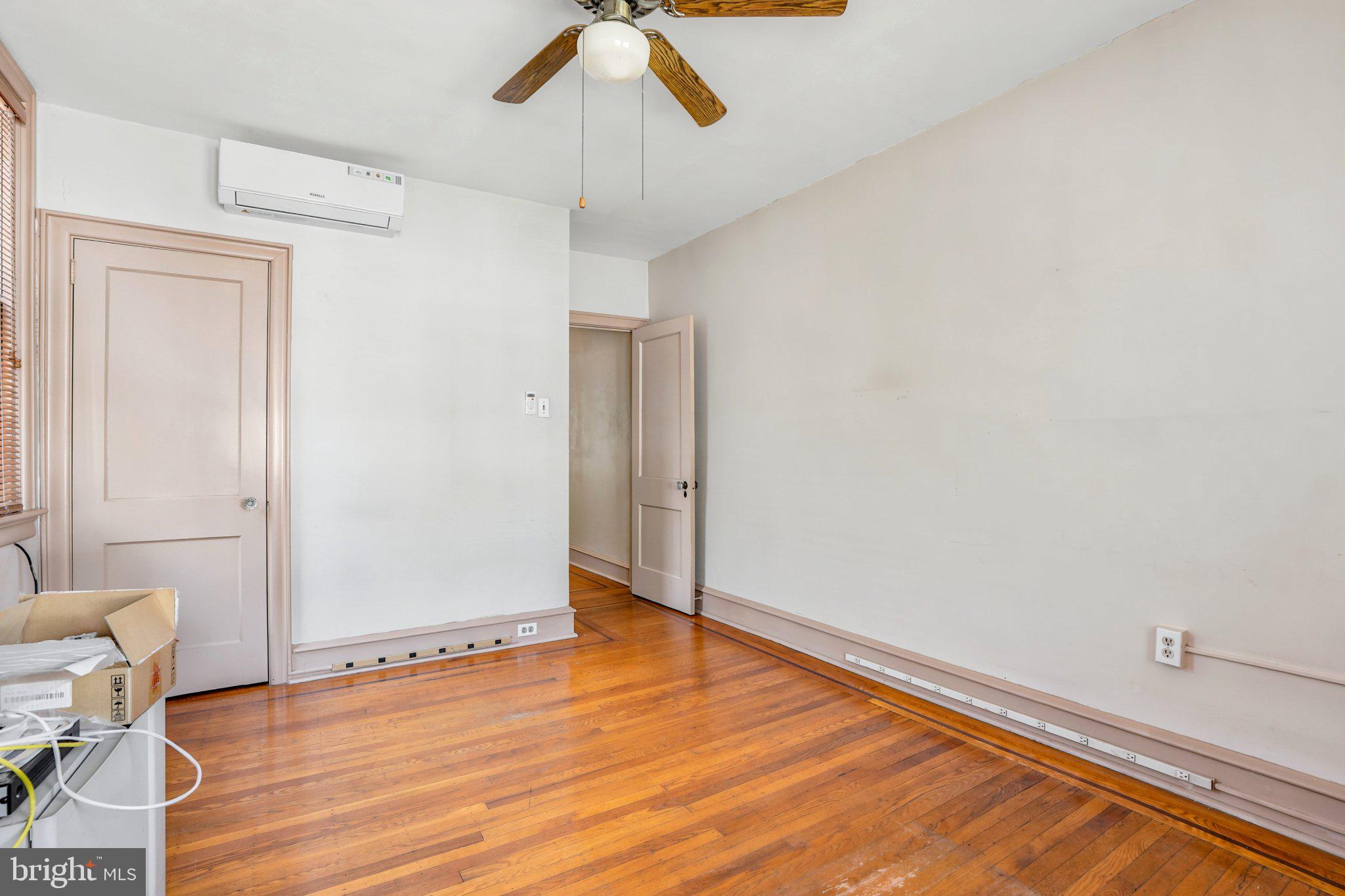 LOGAN - Residential