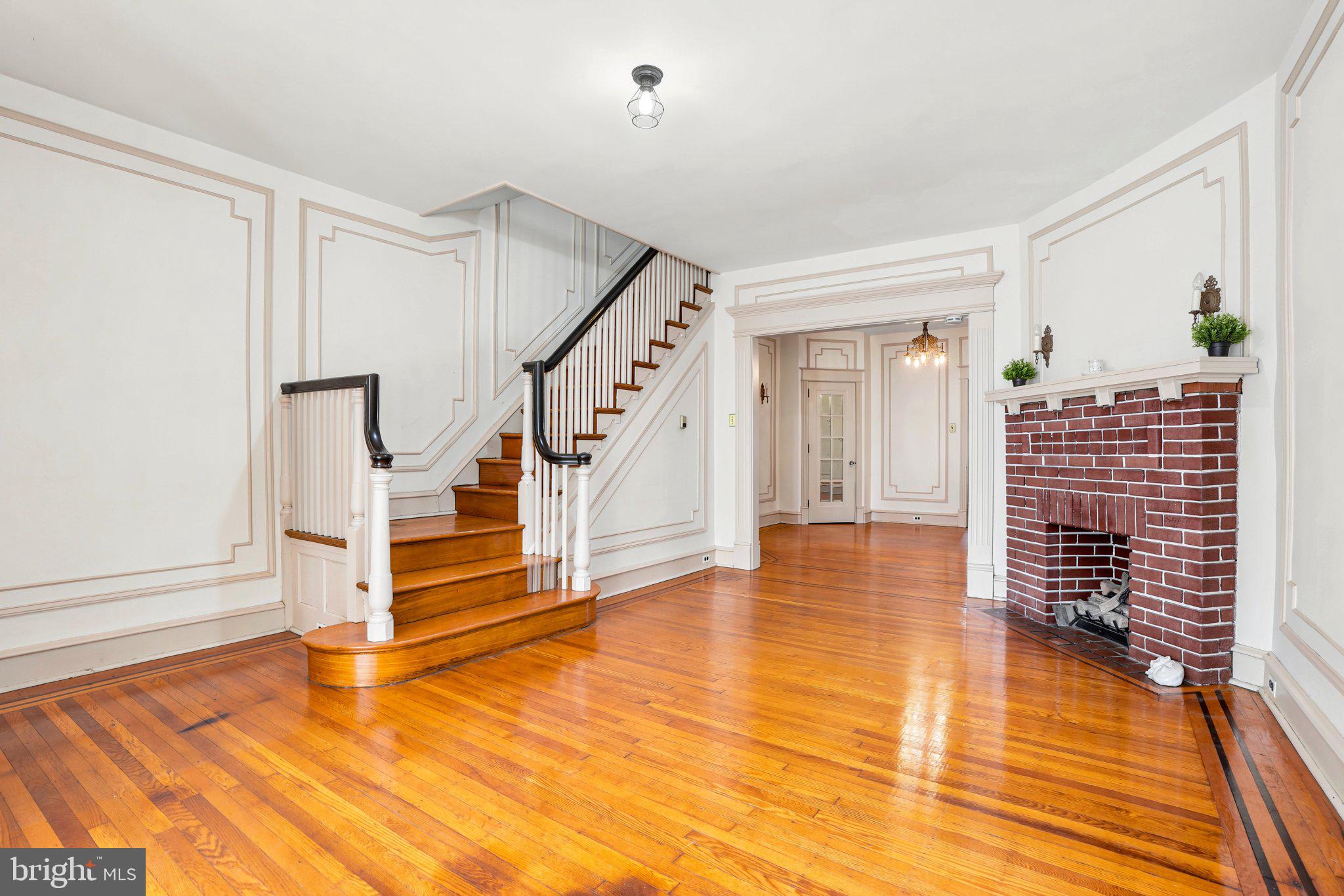 LOGAN - Residential
