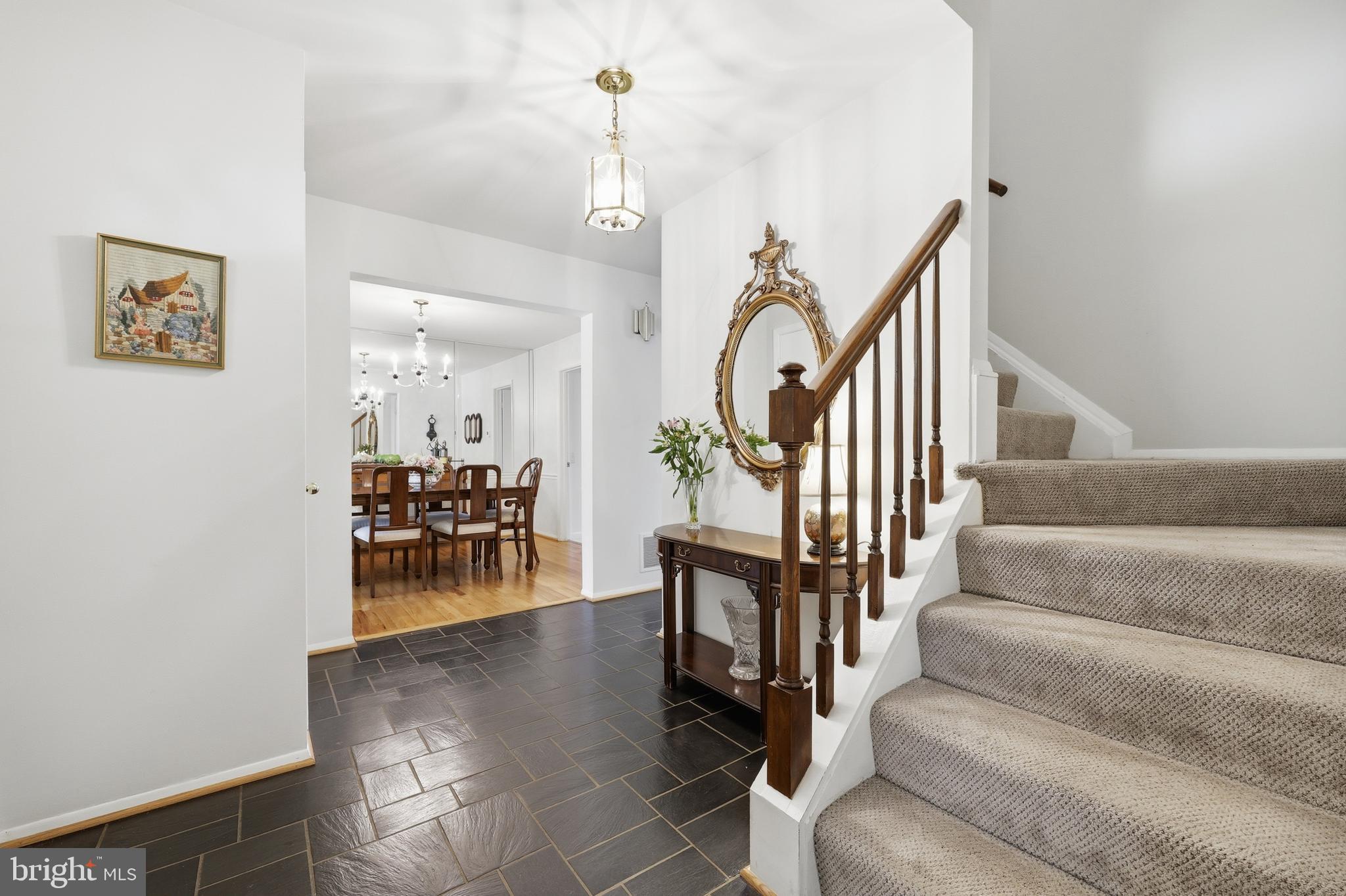 POTOMAC COMMONS - Residential