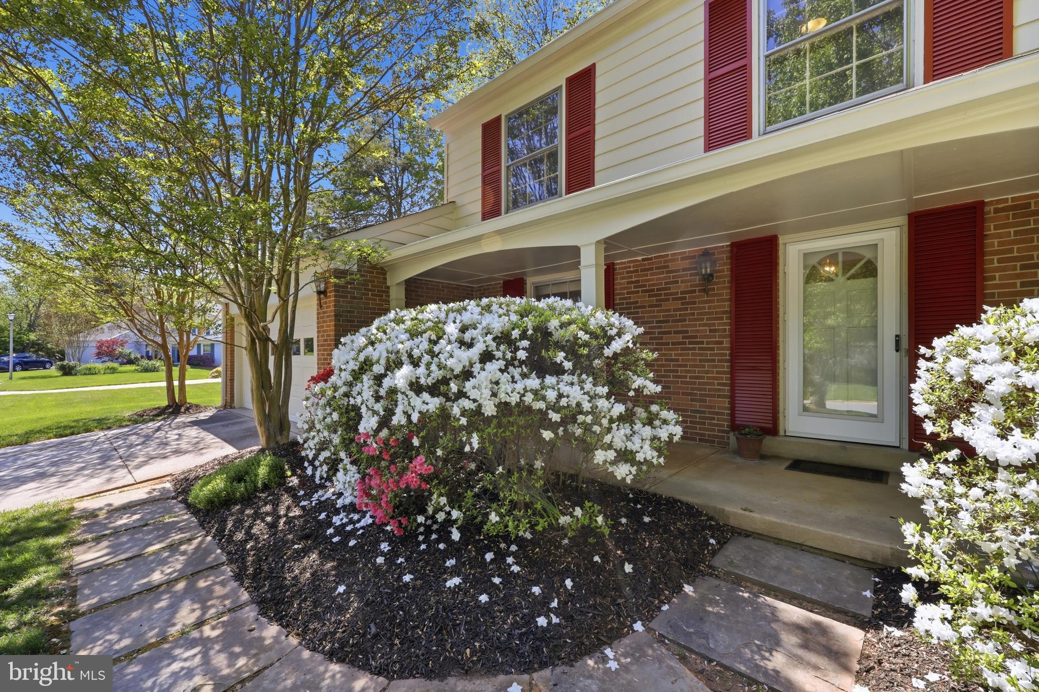 POTOMAC COMMONS - Residential