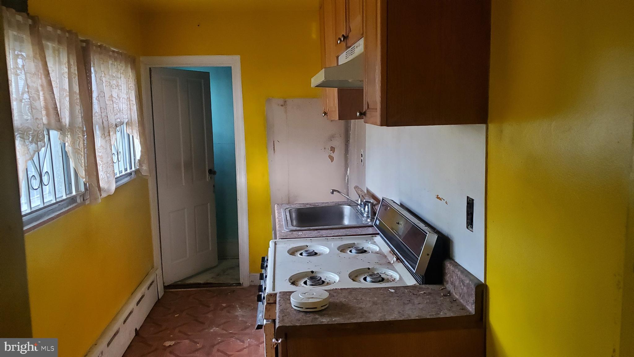 POINT BREEZE - Residential