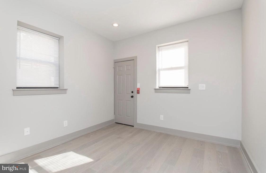 STRAWBERRY MANSION - Residential Income