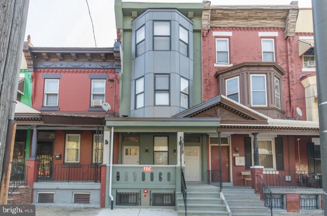 STRAWBERRY MANSION - Residential Income