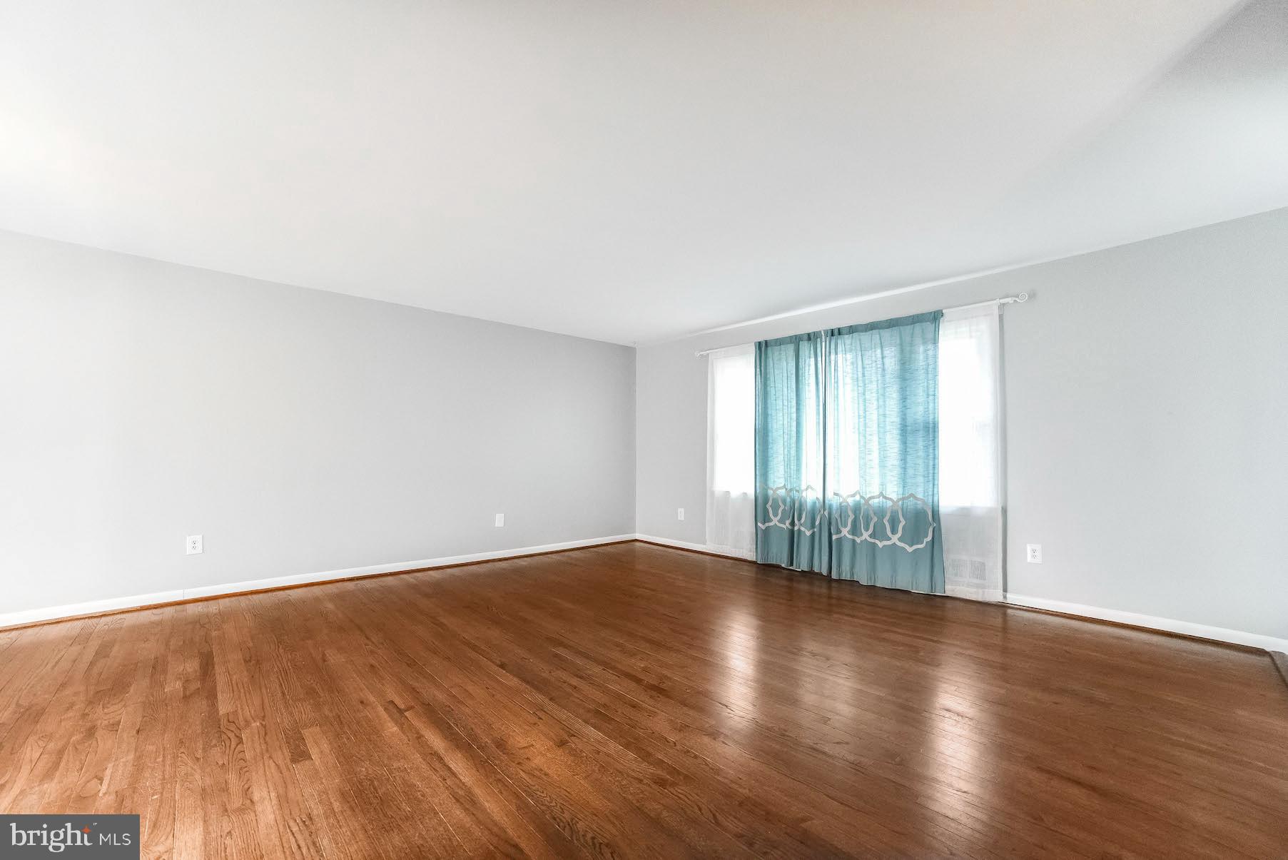 OAK HILL EST SUB - Residential