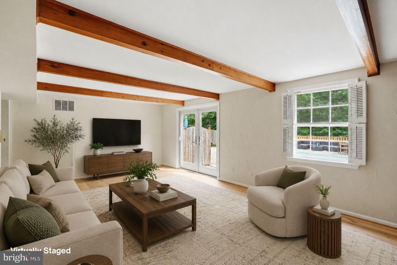 MONTGOMERY SQUARE - Residential