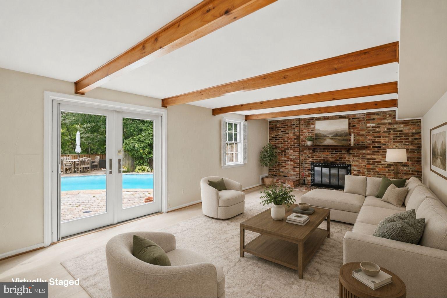 MONTGOMERY SQUARE - Residential