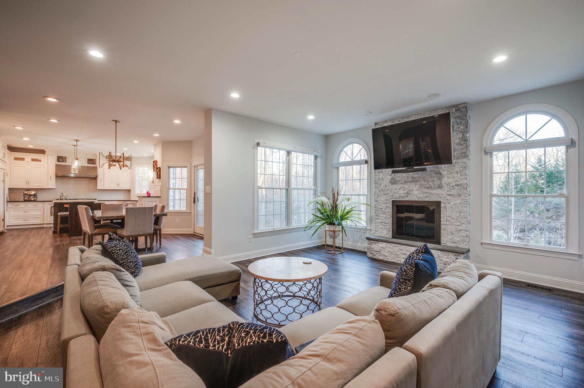KINGSVILLE - Residential