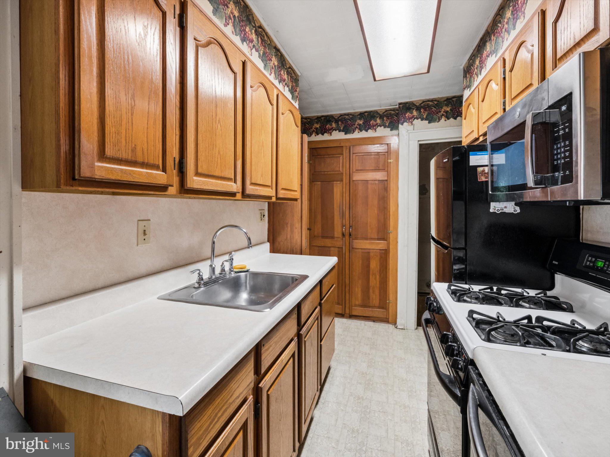 GLENSIDE - Residential