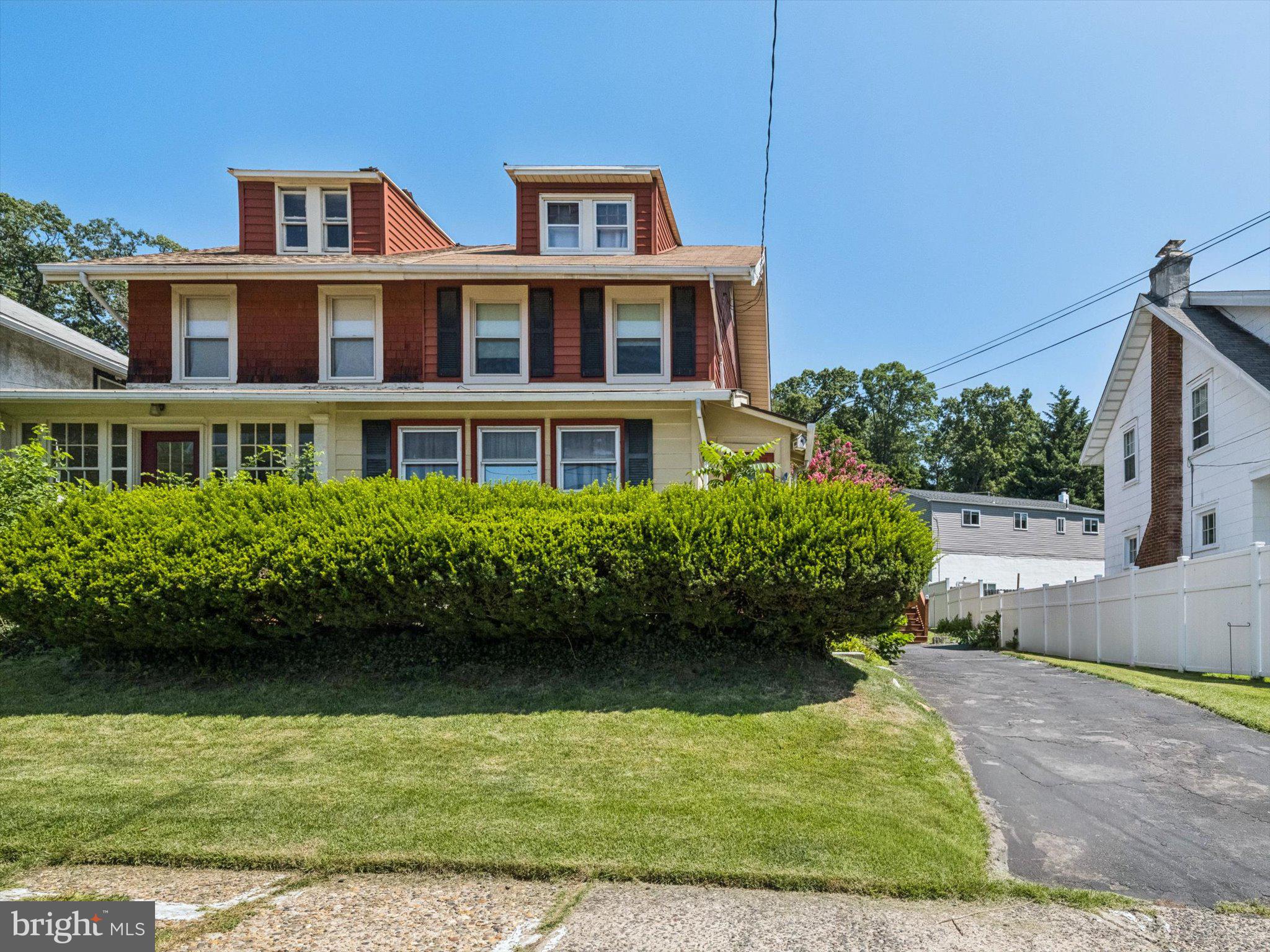 GLENSIDE - Residential