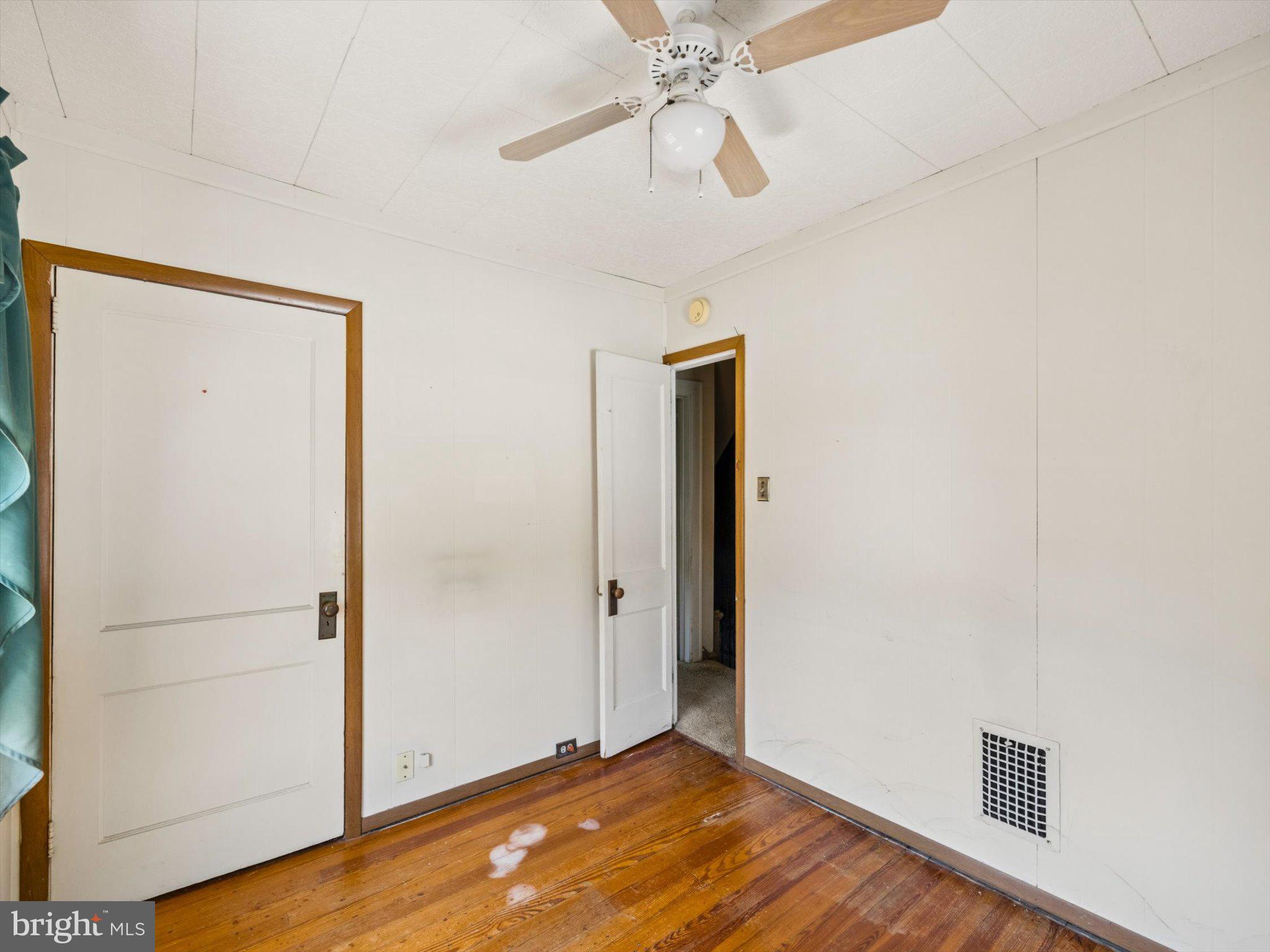 GLENSIDE - Residential