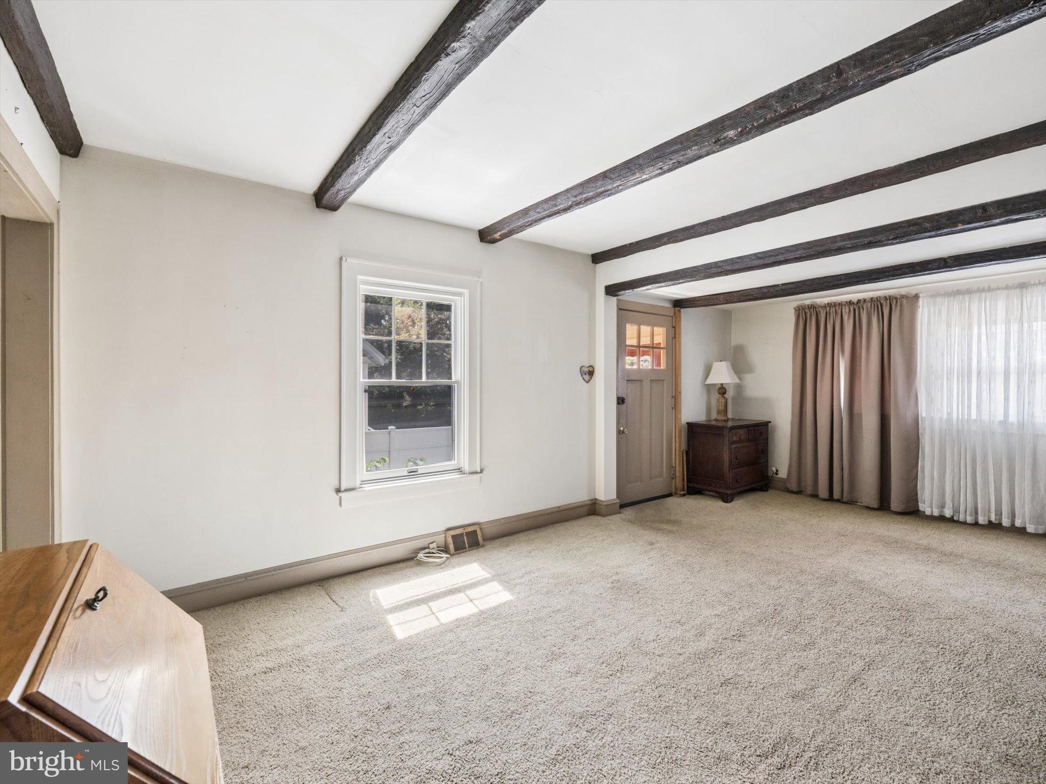 GLENSIDE - Residential