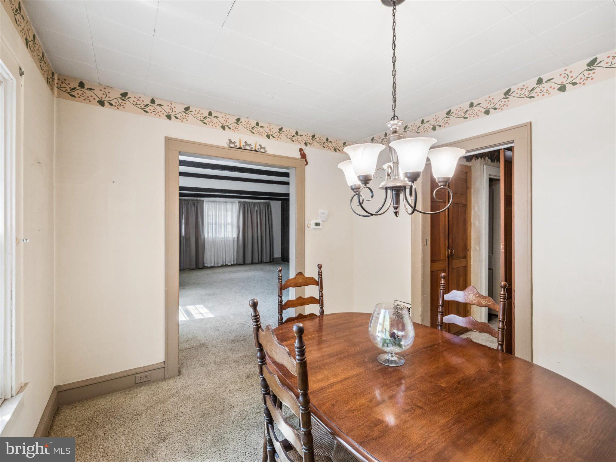 GLENSIDE - Residential