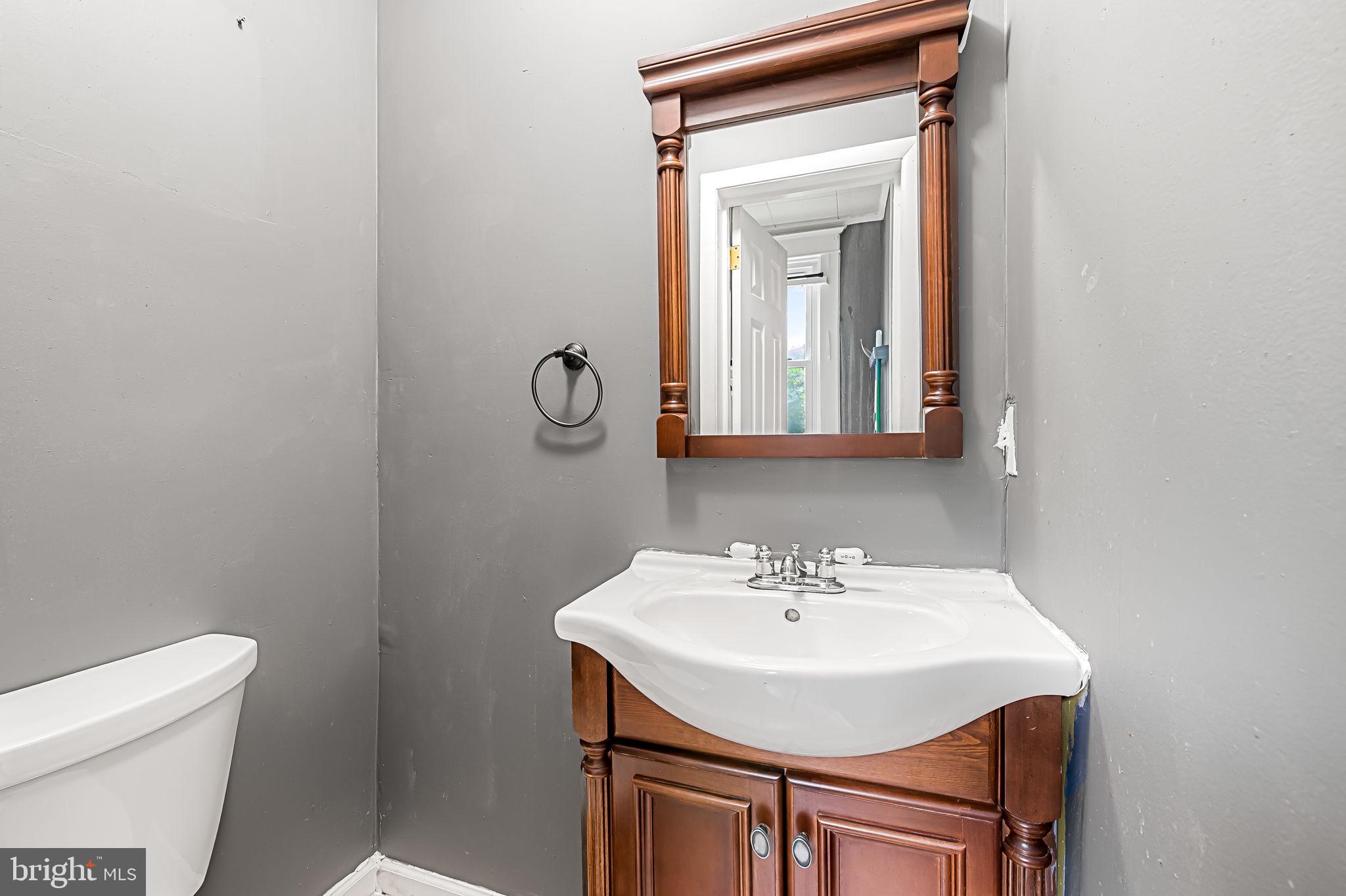 GWYNN OAK - Residential Lease
