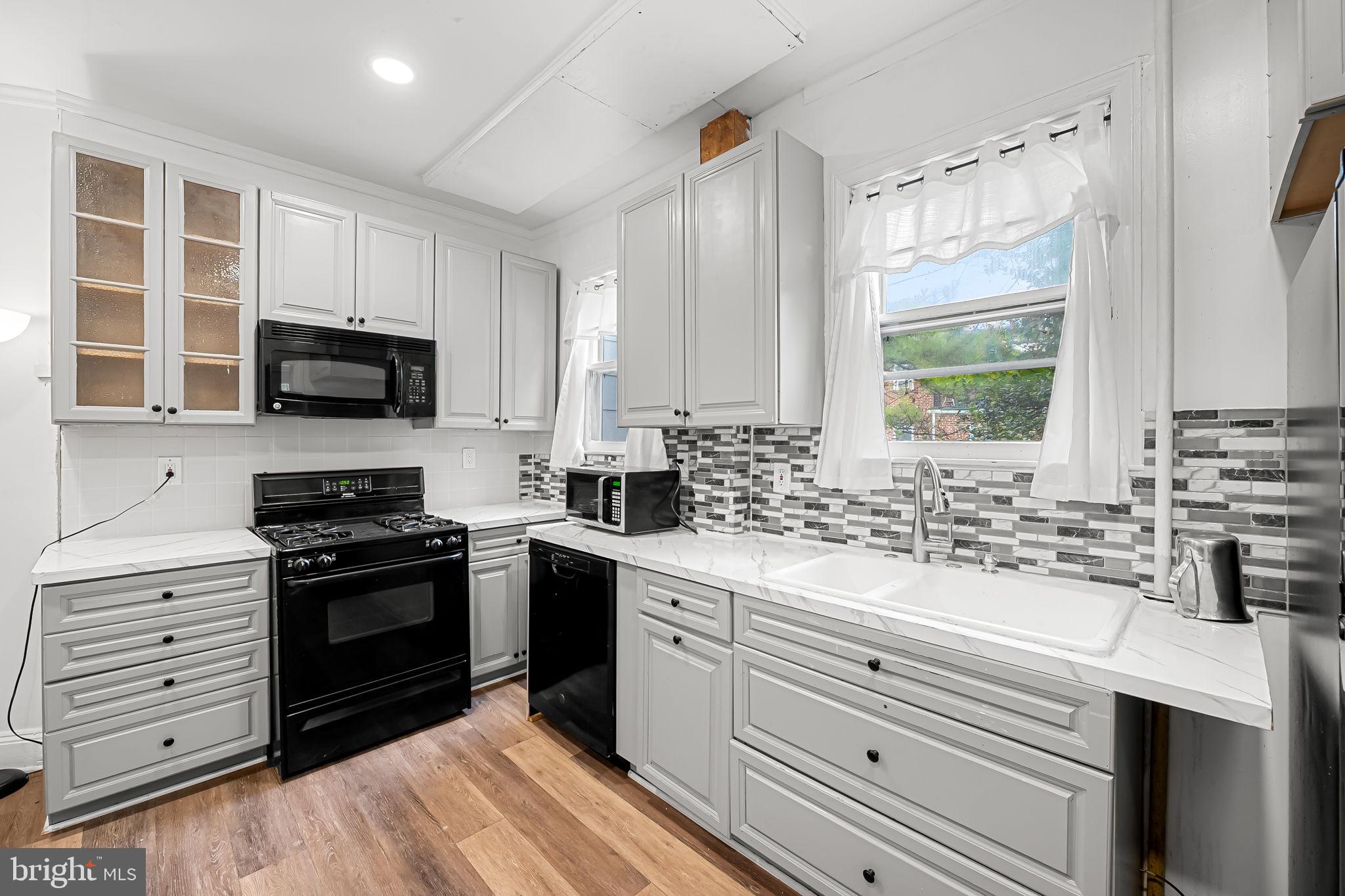 GWYNN OAK - Residential Lease