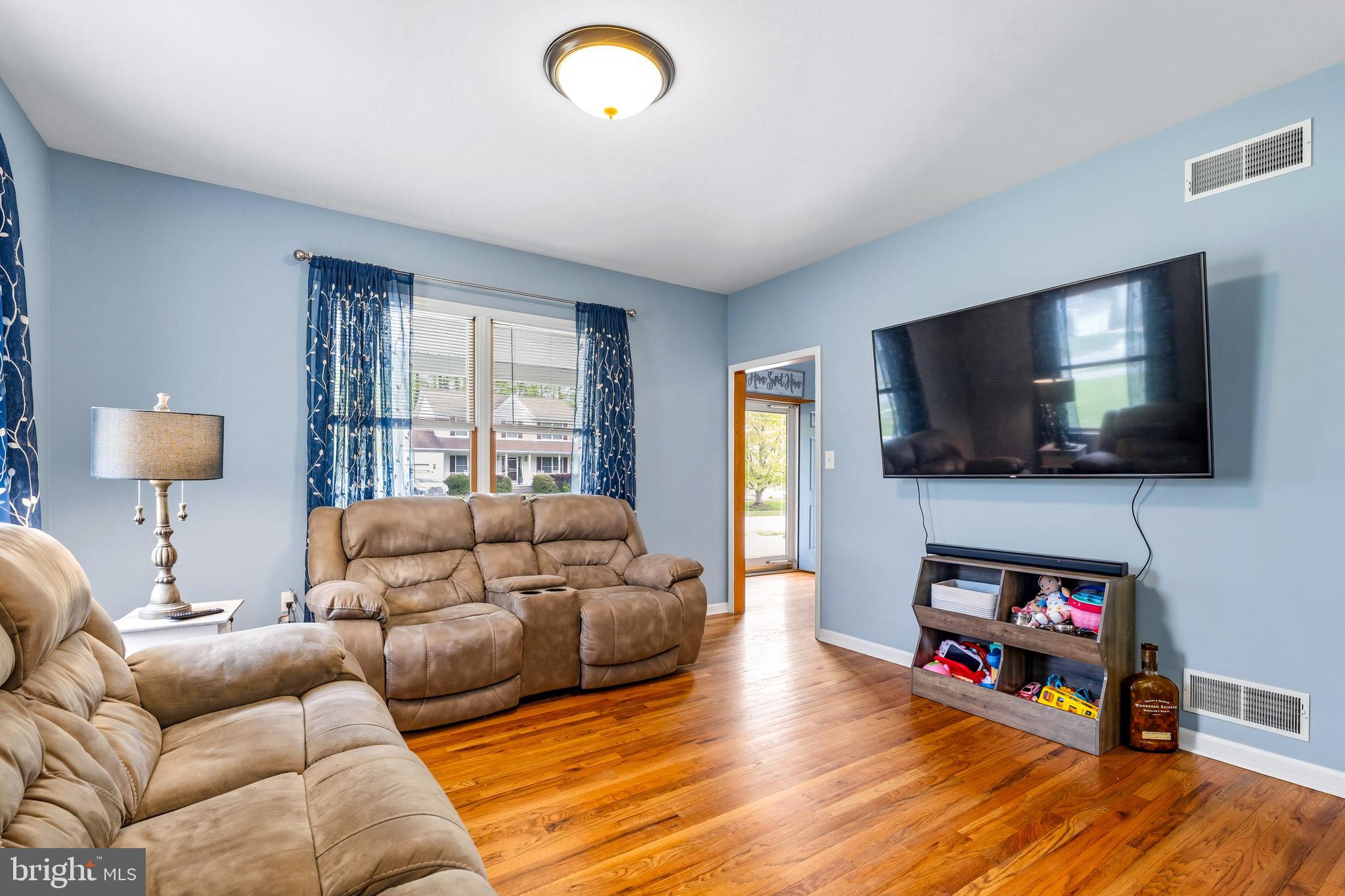 WHITAKER WOODS - Residential