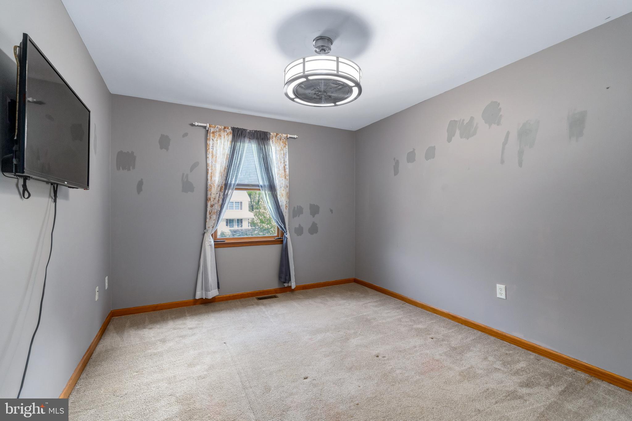 WHITAKER WOODS - Residential