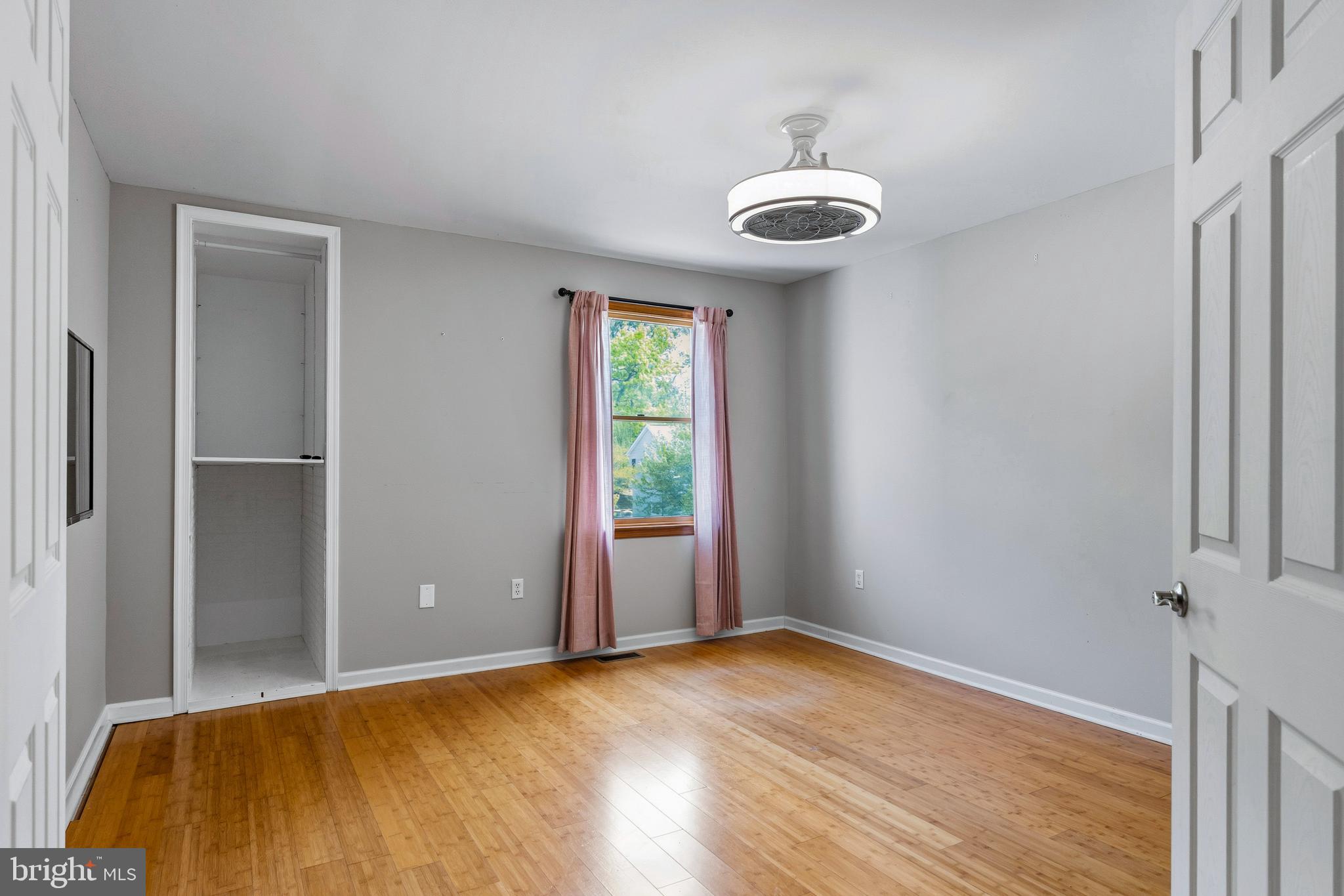 WHITAKER WOODS - Residential