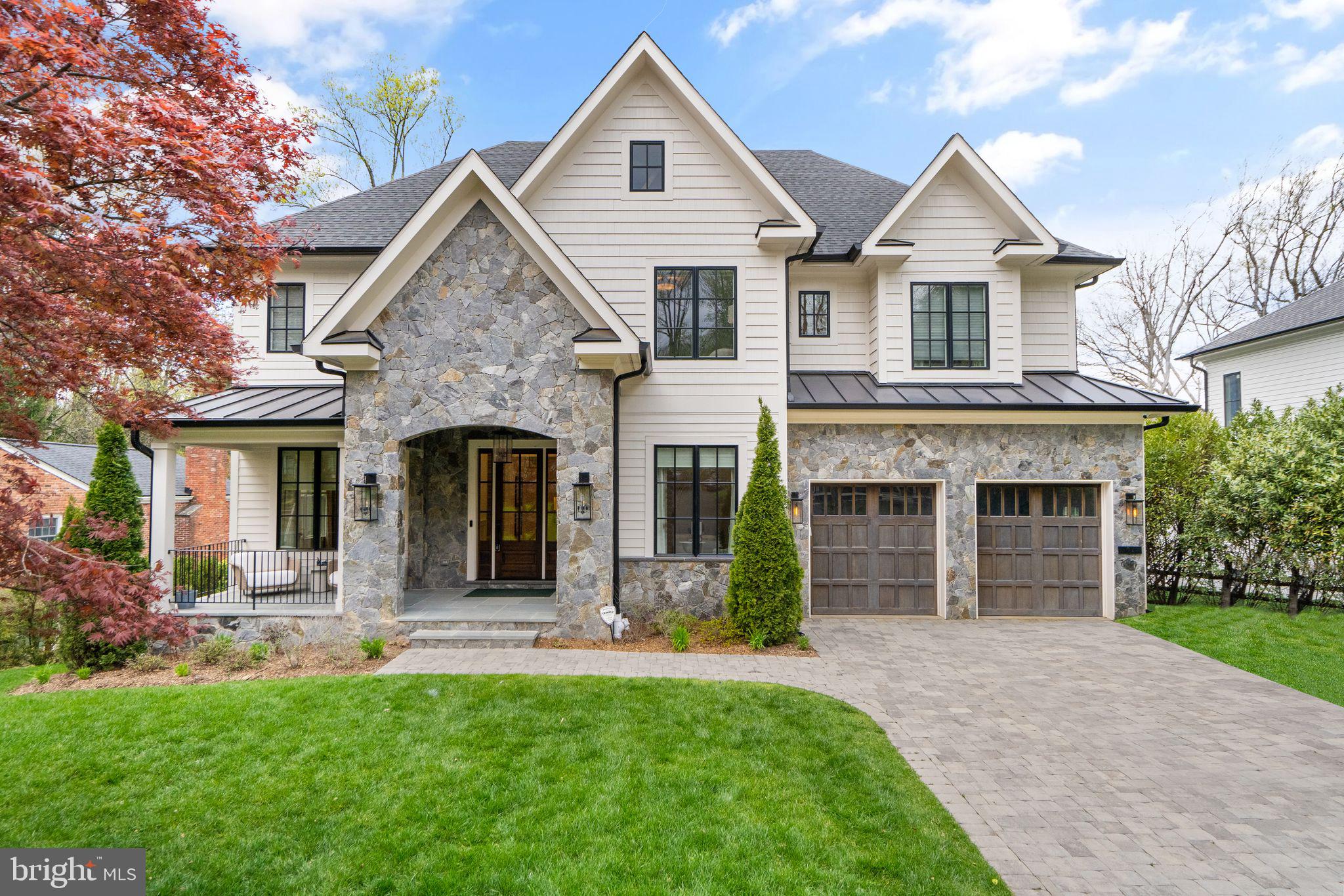 CHESTERBROOK WOODS - Residential