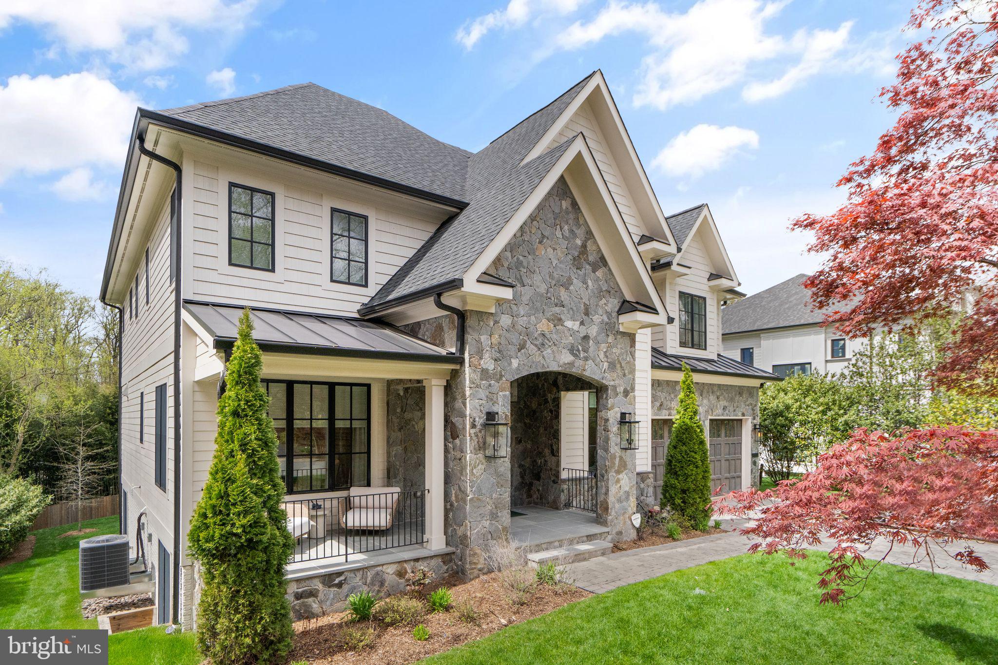 CHESTERBROOK WOODS - Residential