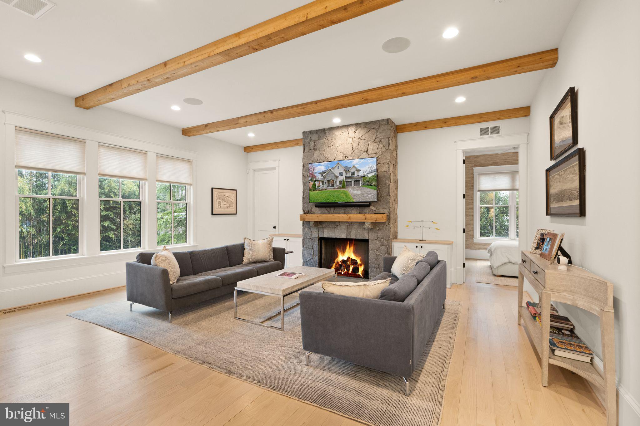 CHESTERBROOK WOODS - Residential
