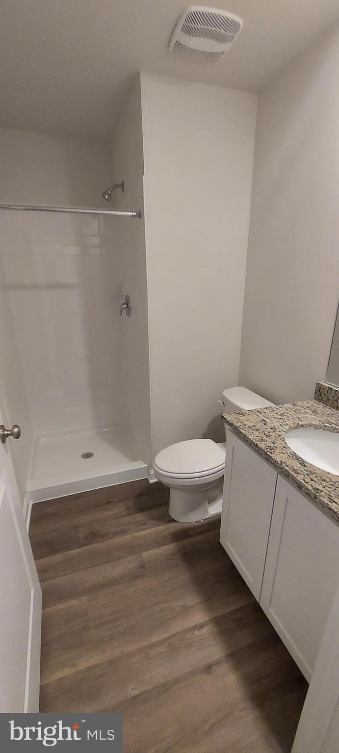 TUSCARORA CREEK - Residential Lease
