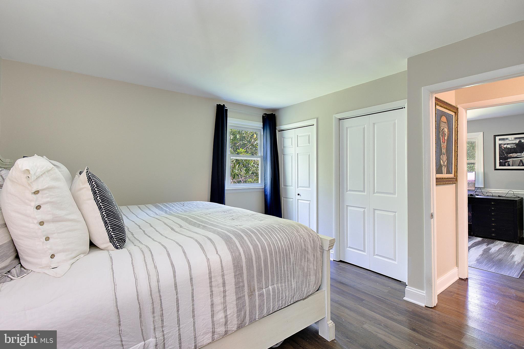 HALLMARK WOODS - Residential