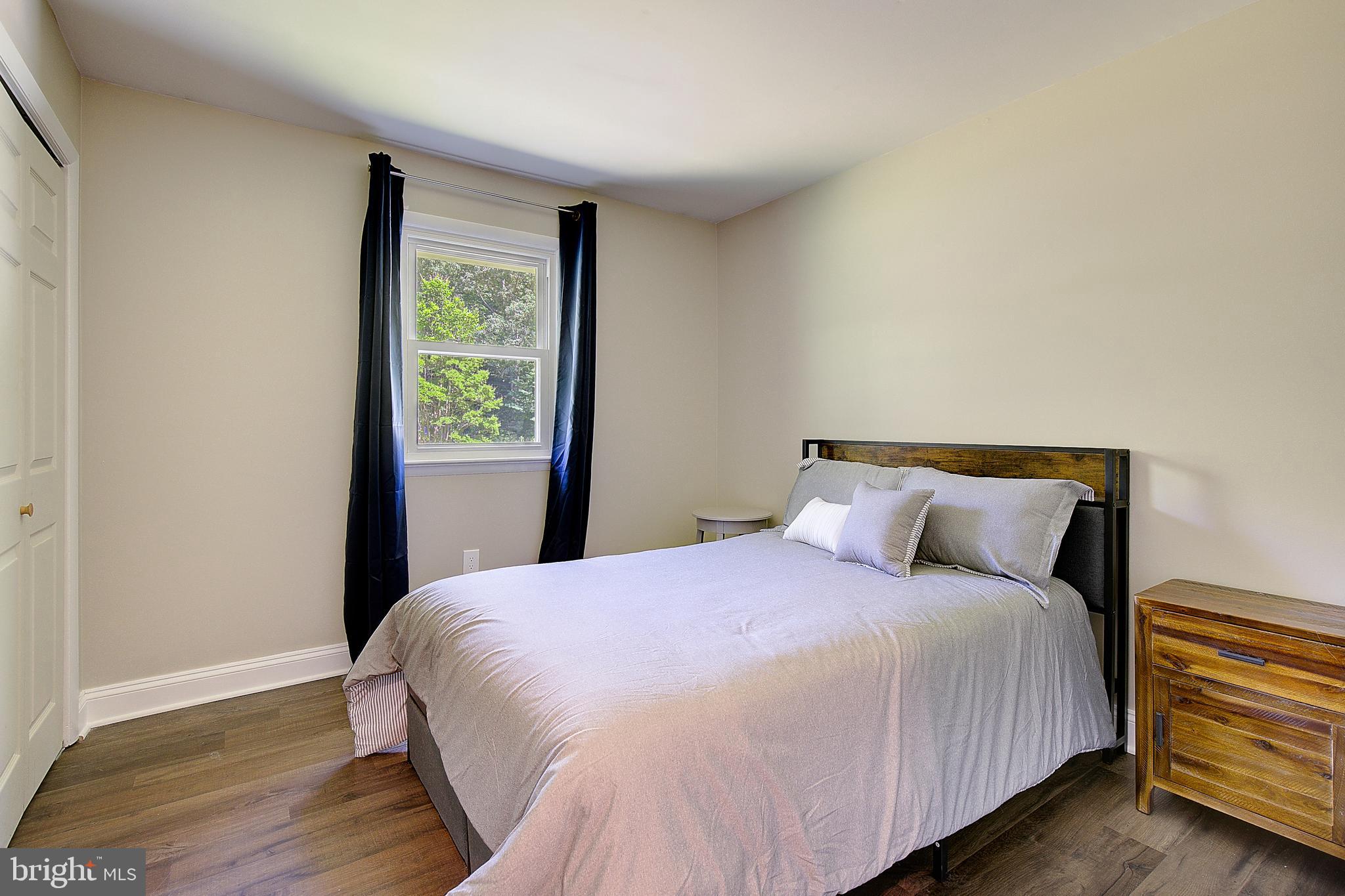 HALLMARK WOODS - Residential