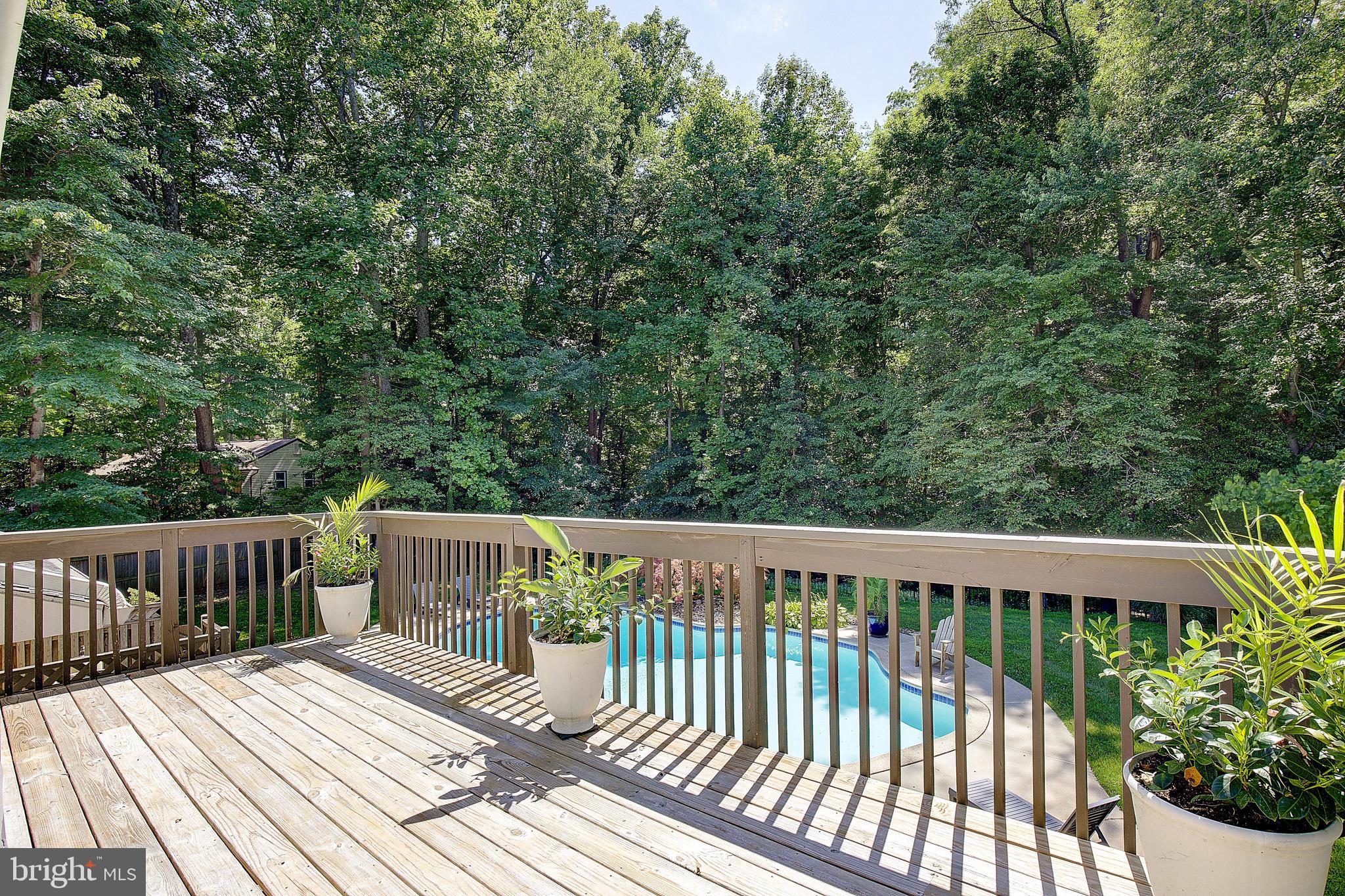 HALLMARK WOODS - Residential