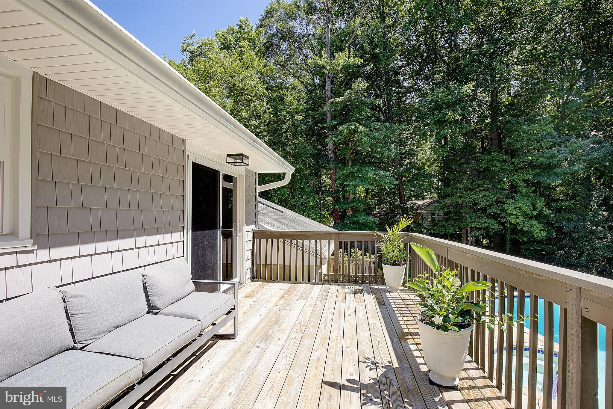 HALLMARK WOODS - Residential