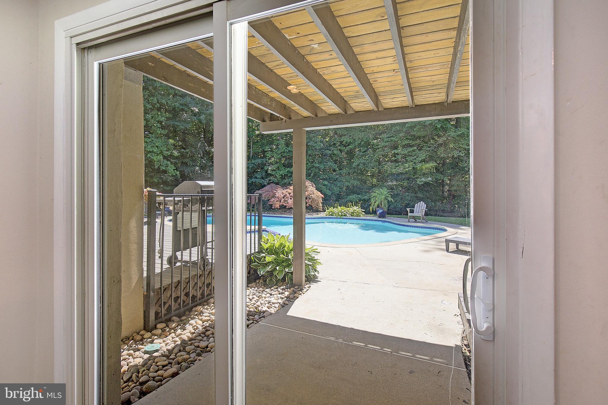 HALLMARK WOODS - Residential