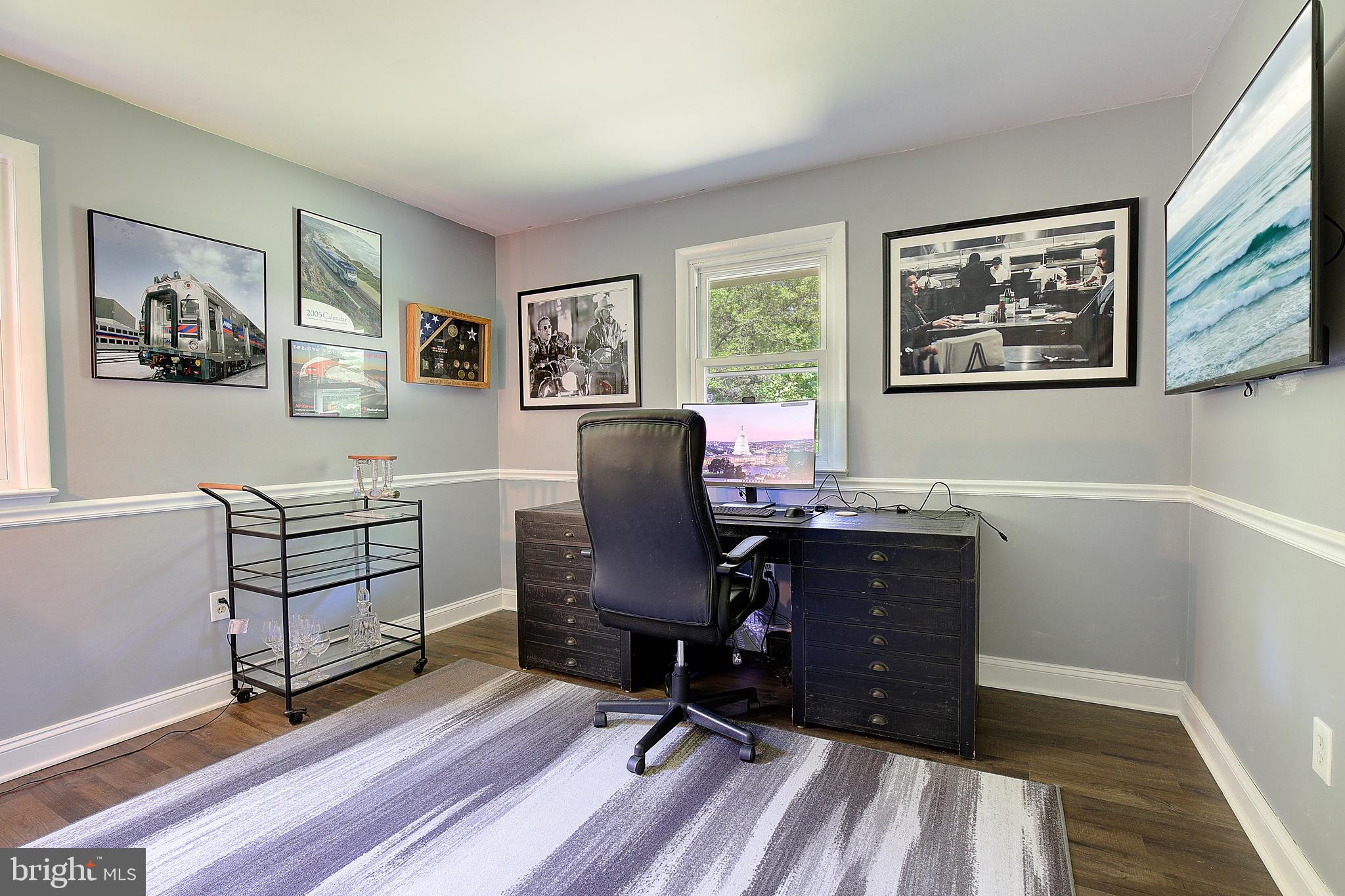 HALLMARK WOODS - Residential