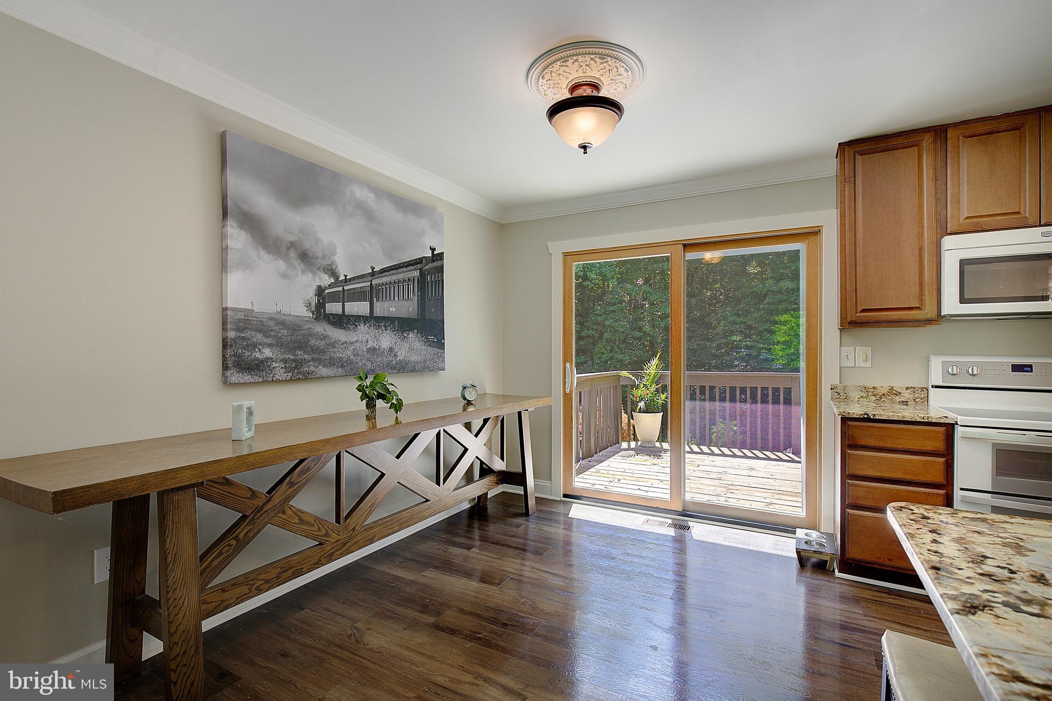 HALLMARK WOODS - Residential