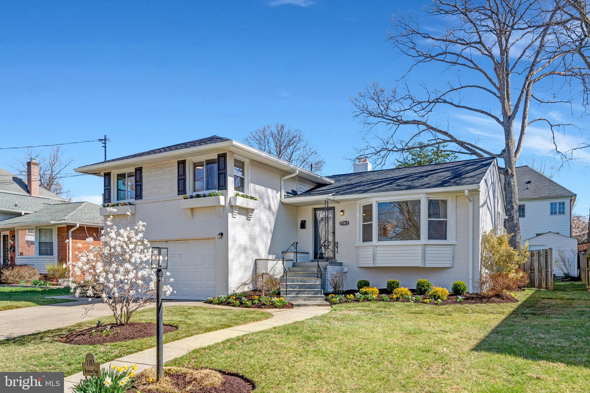 OAKWOOD KNOLLS - Residential