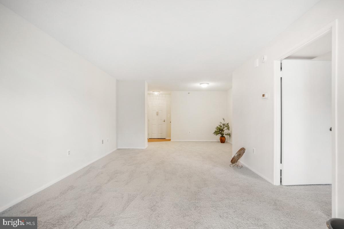 LEISURE WORLD - Residential
