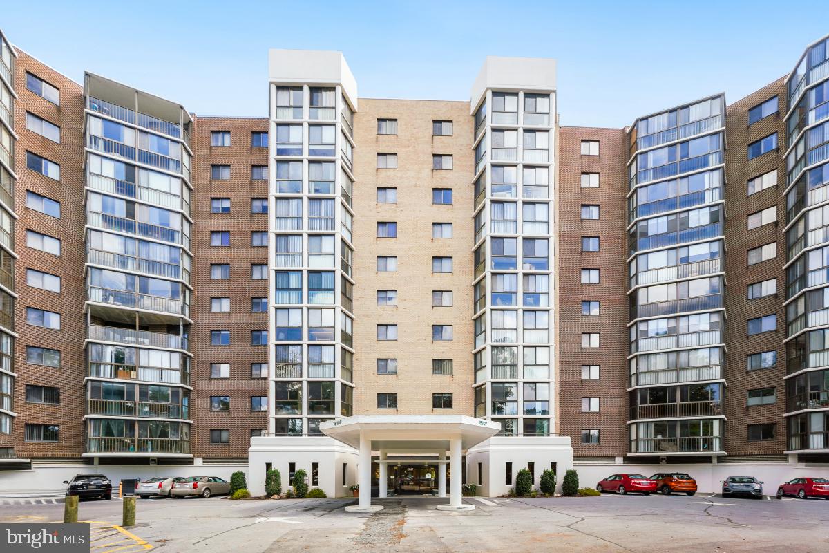 LEISURE WORLD - Residential