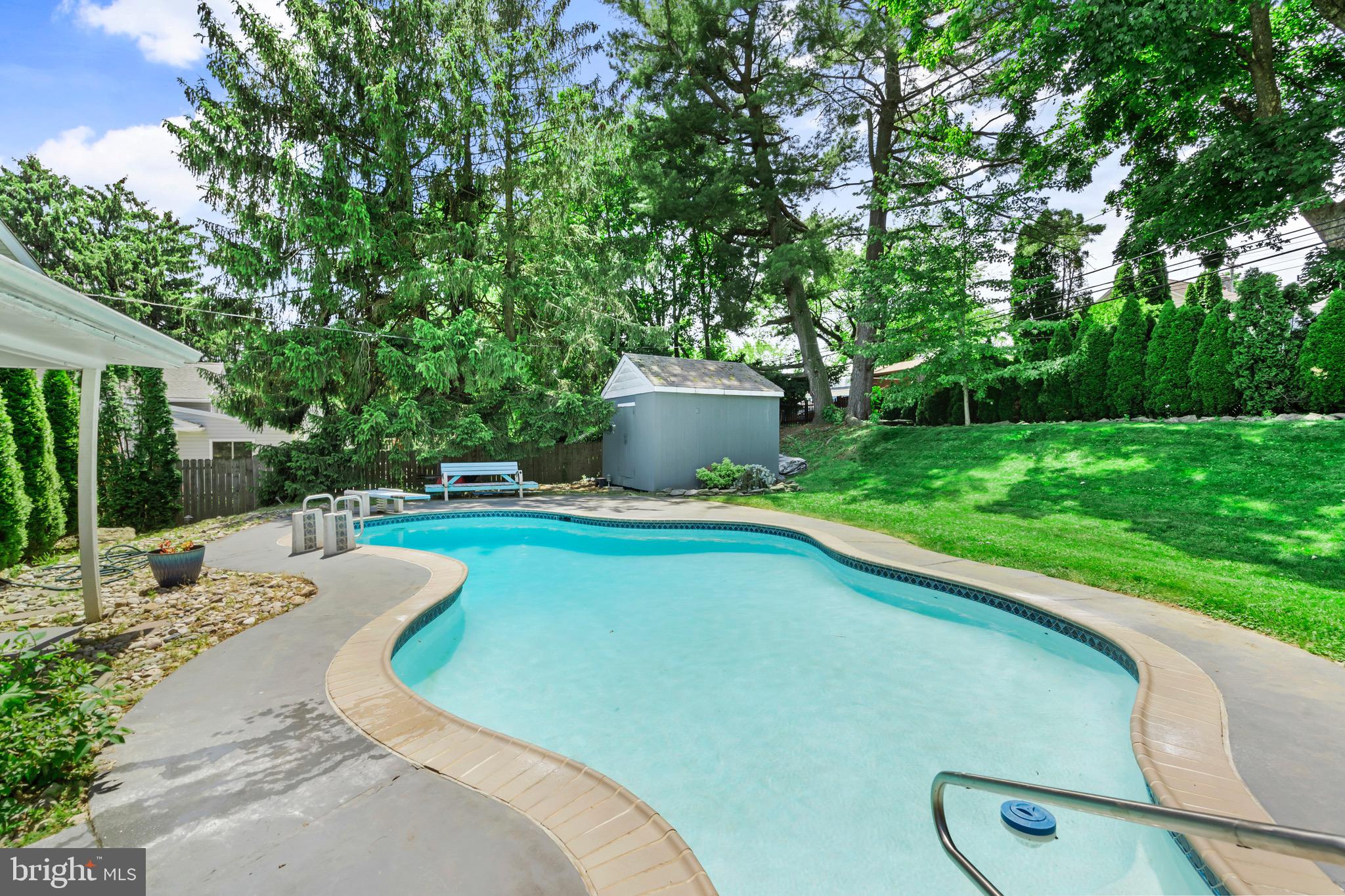 SPRINGFIELD - Residential