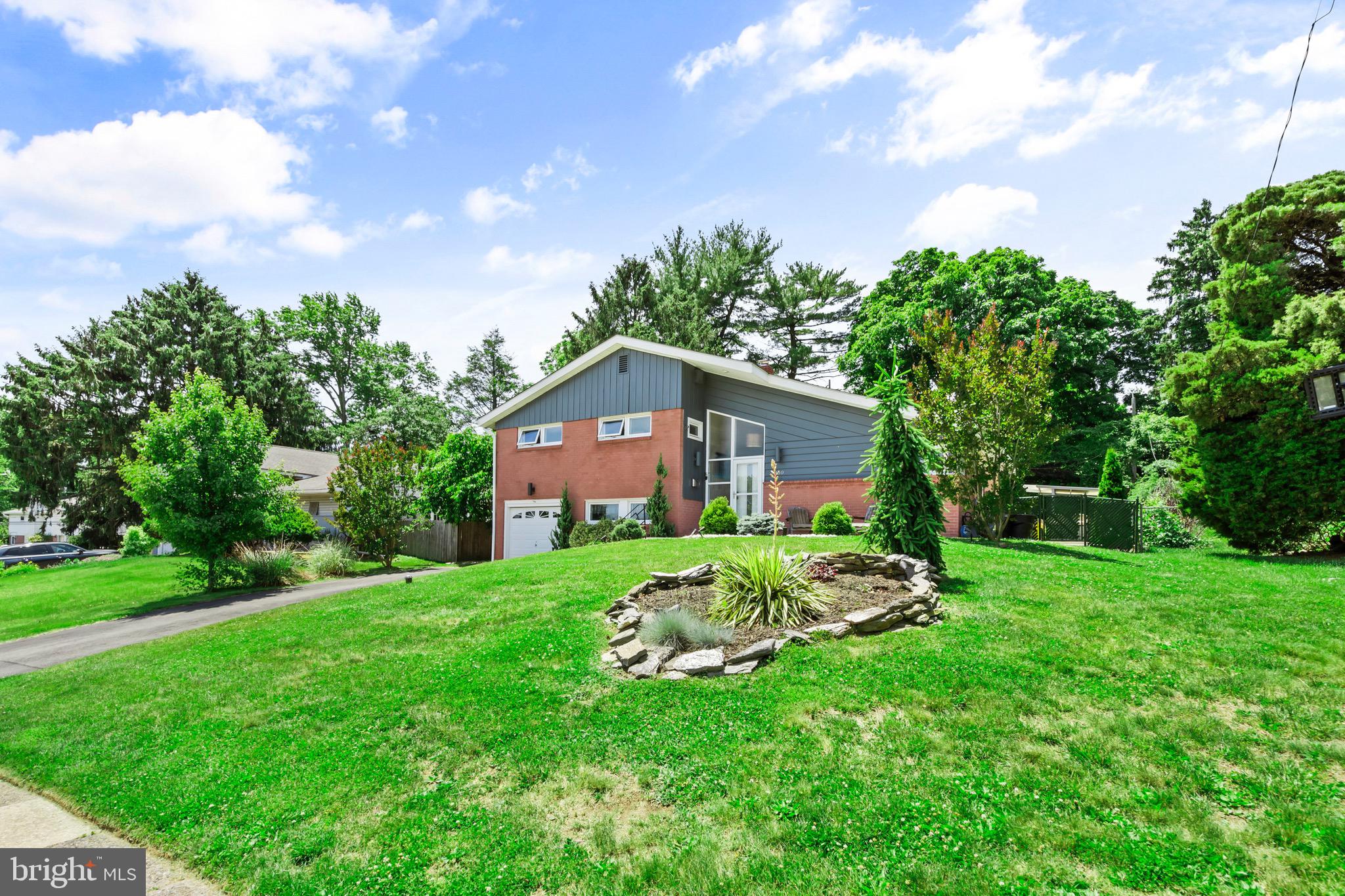 SPRINGFIELD - Residential