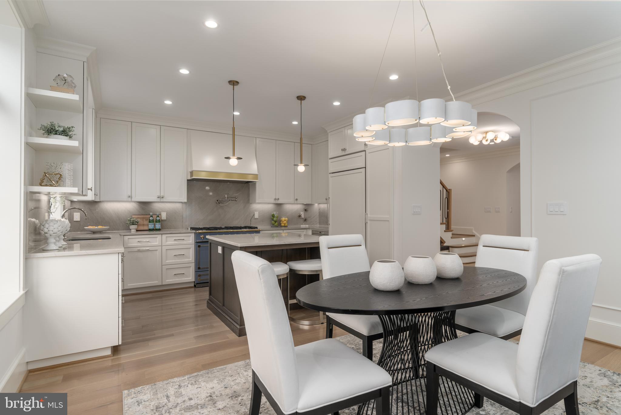 GEORGETOWN - Residential