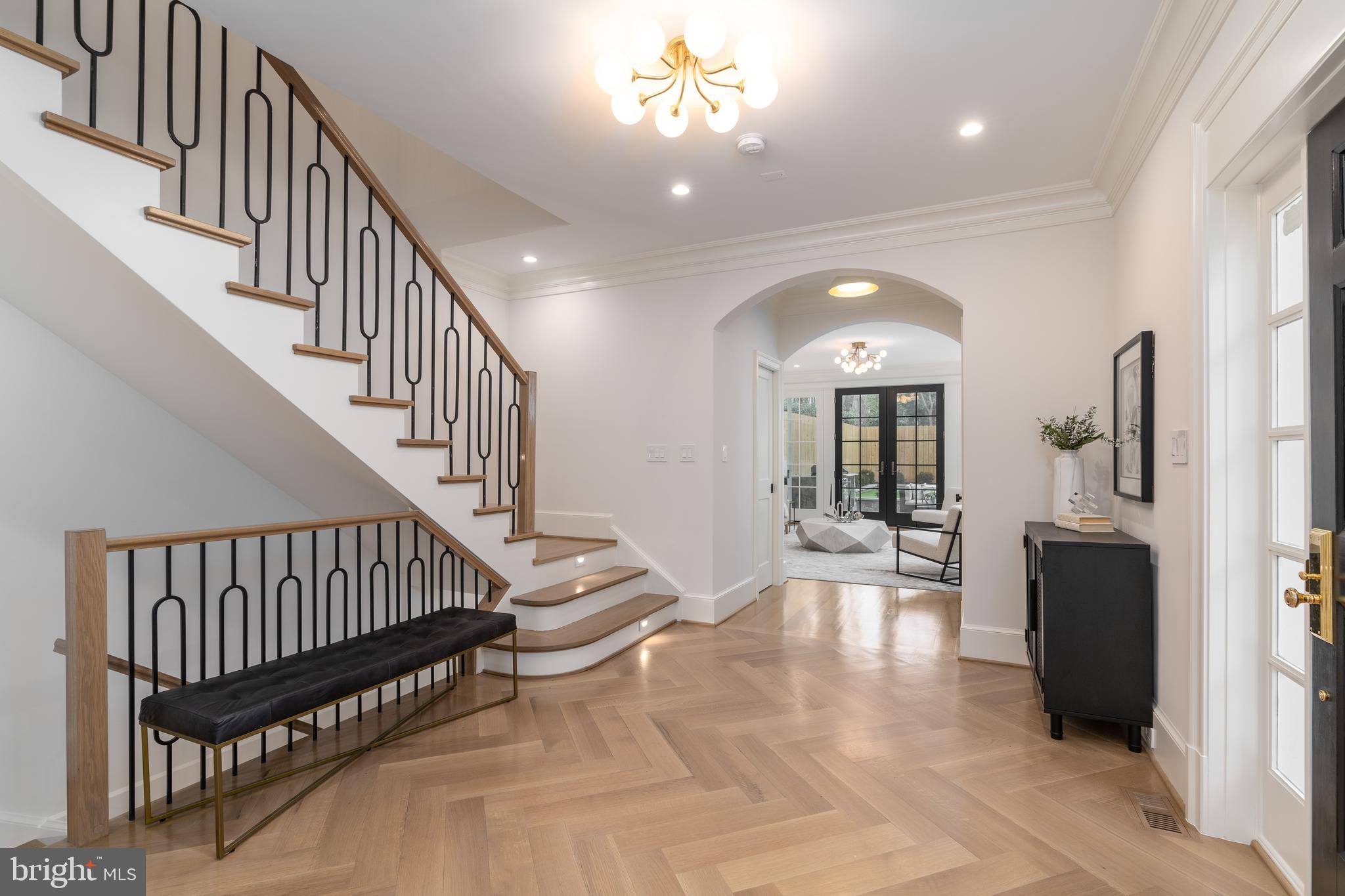 GEORGETOWN - Residential
