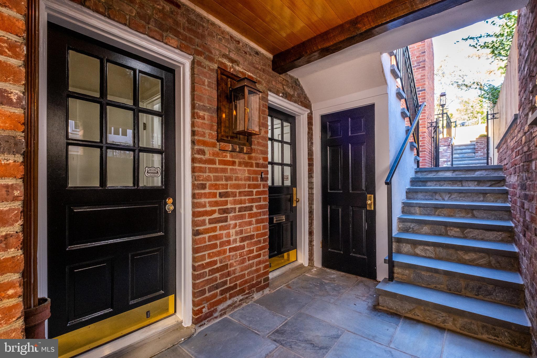 GEORGETOWN - Residential