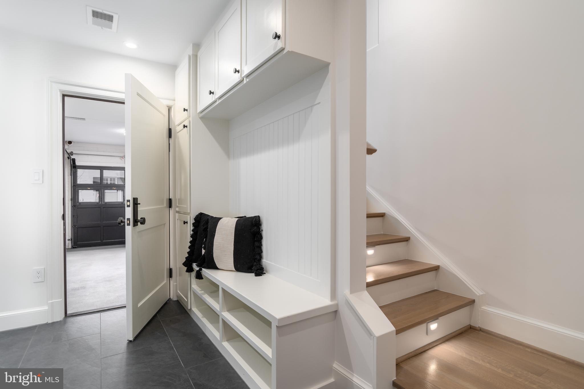 GEORGETOWN - Residential