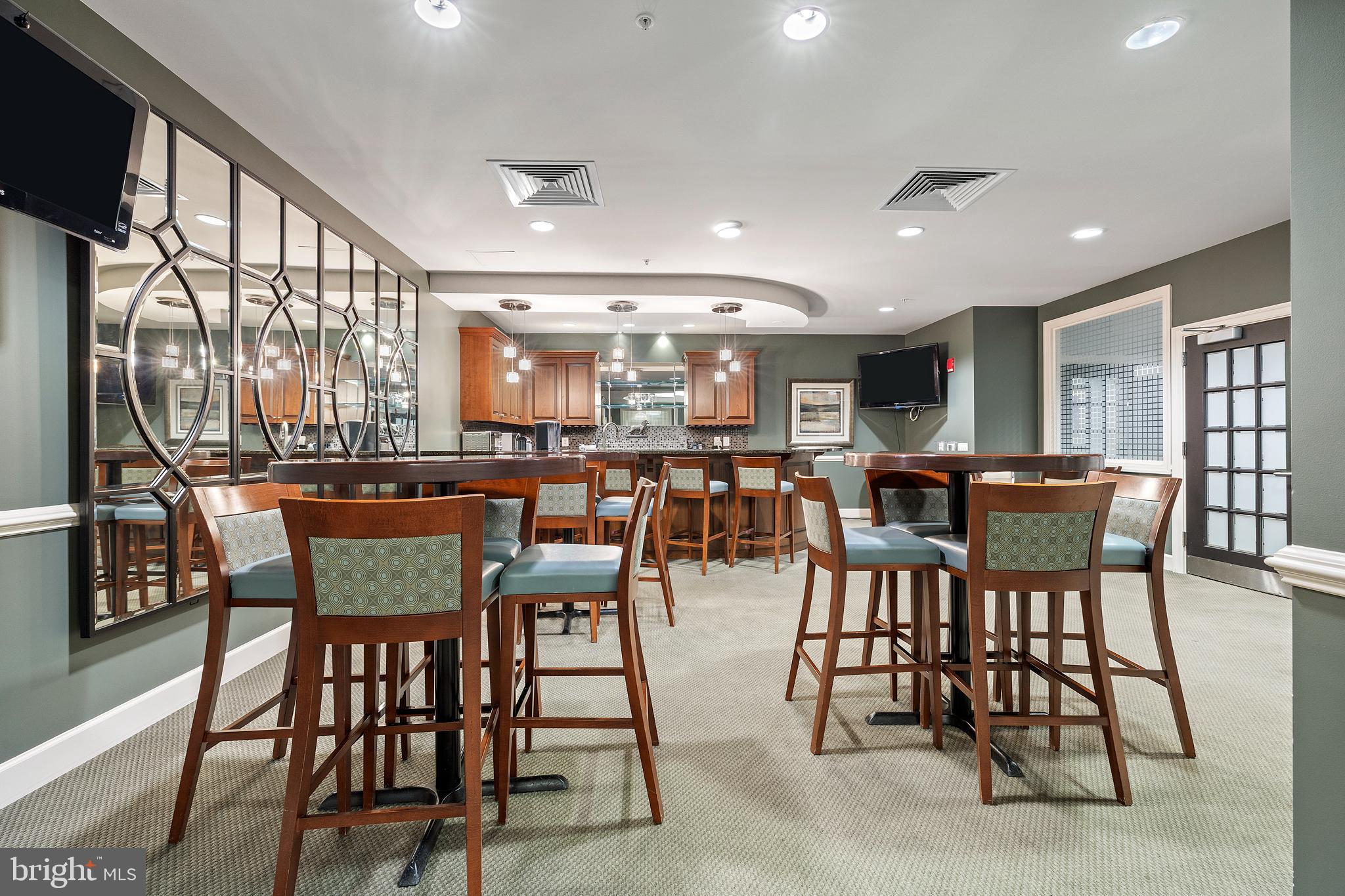 ANNAPOLIS TOWNE CENTRE - Residential