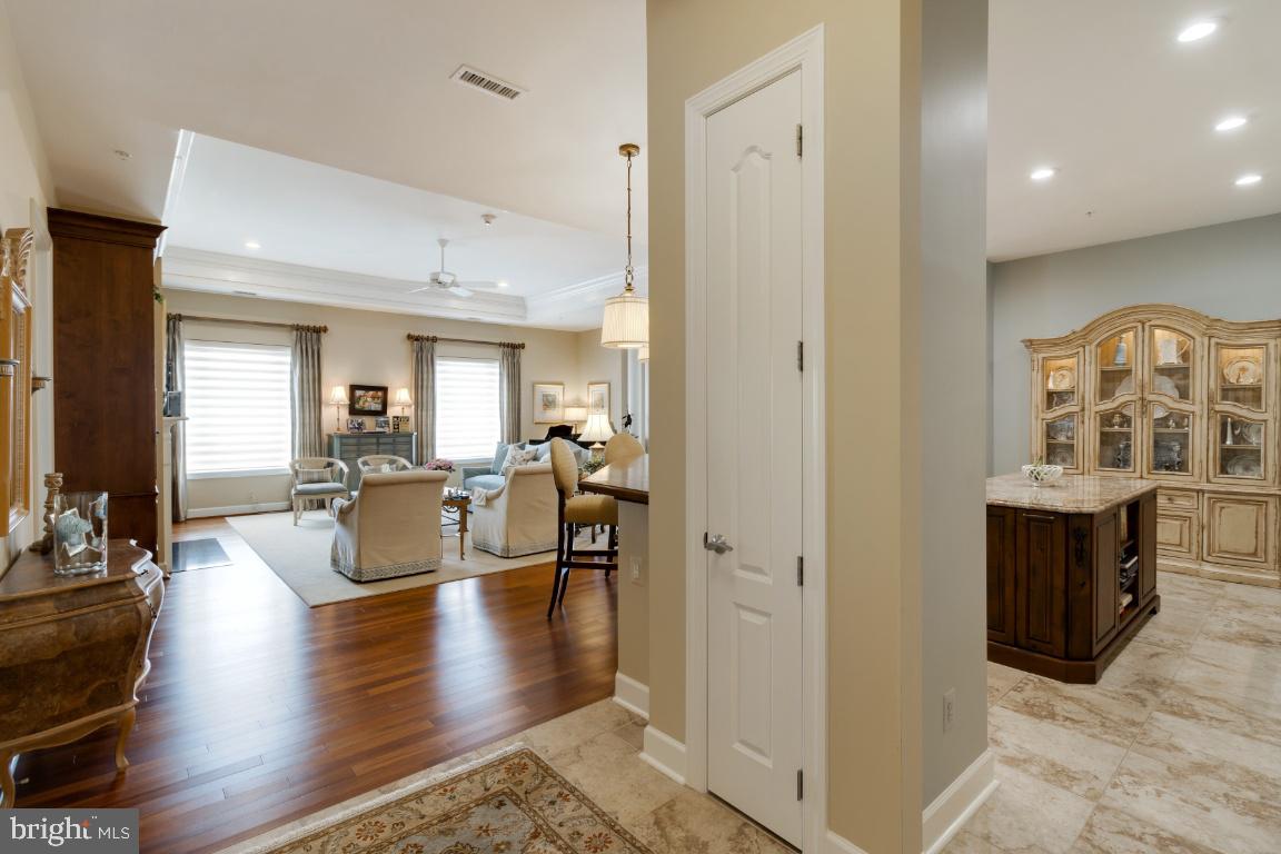 ANNAPOLIS TOWNE CENTRE - Residential
