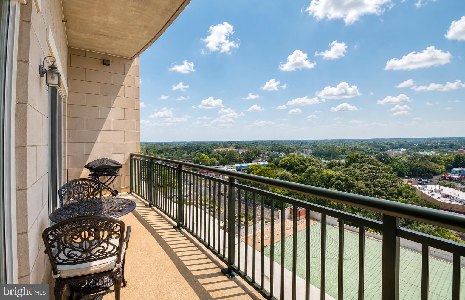 ANNAPOLIS TOWNE CENTRE - Residential