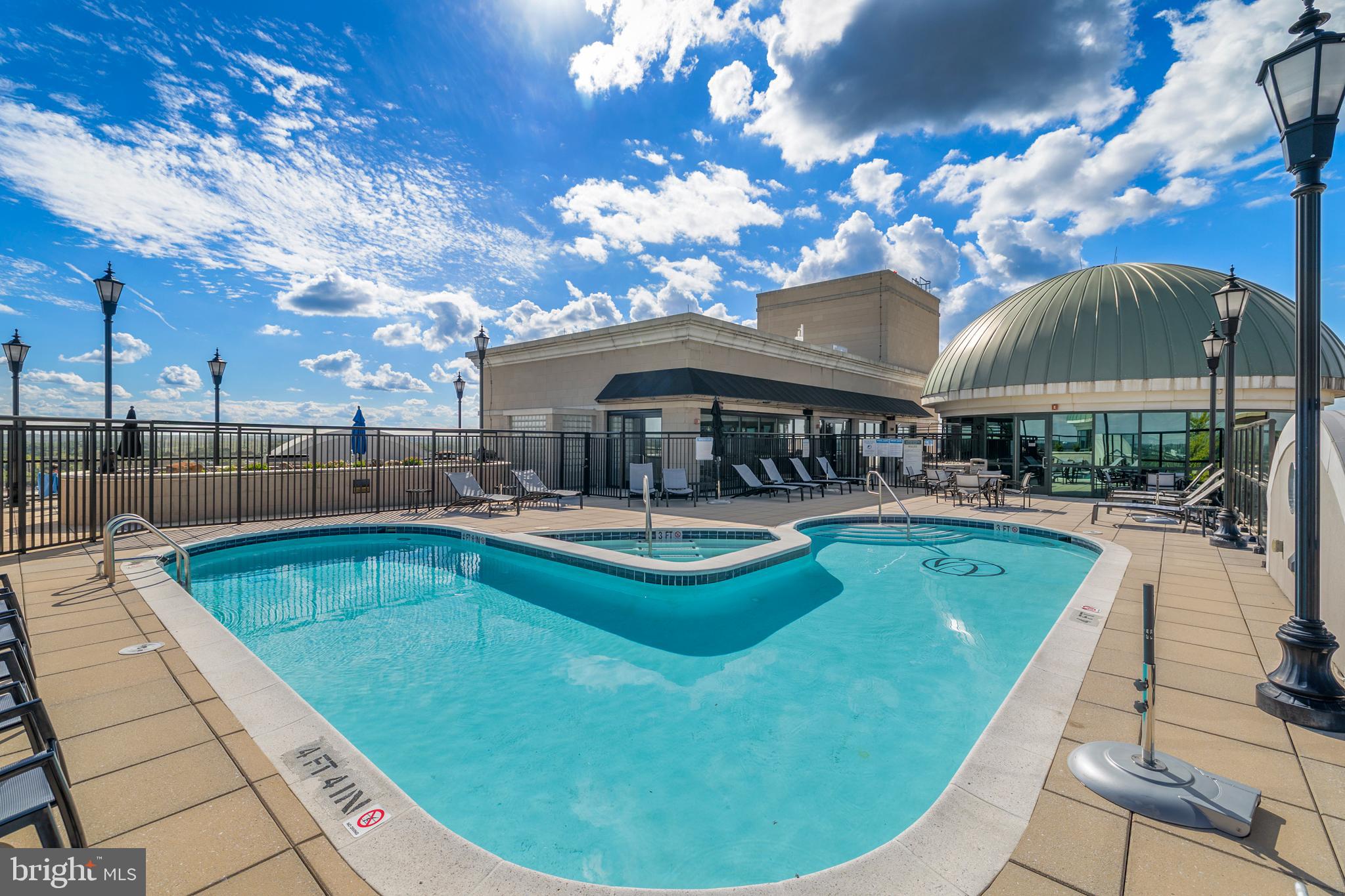 ANNAPOLIS TOWNE CENTRE - Residential