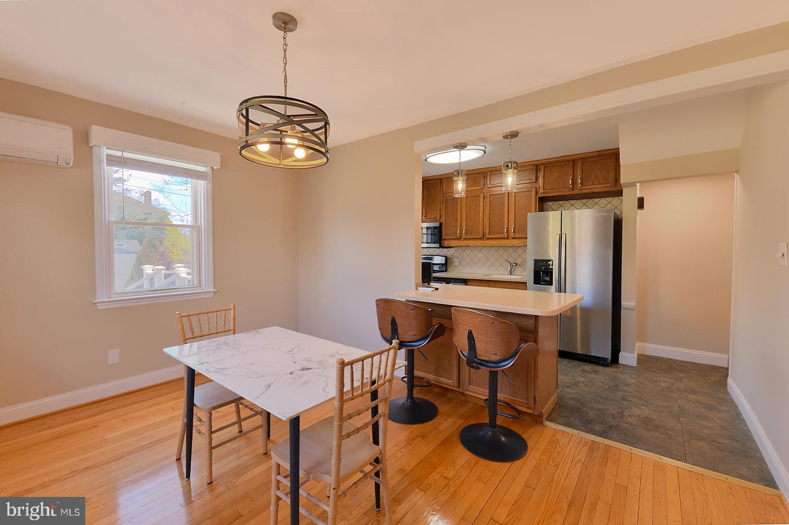 HAMILTON HILLS - Residential