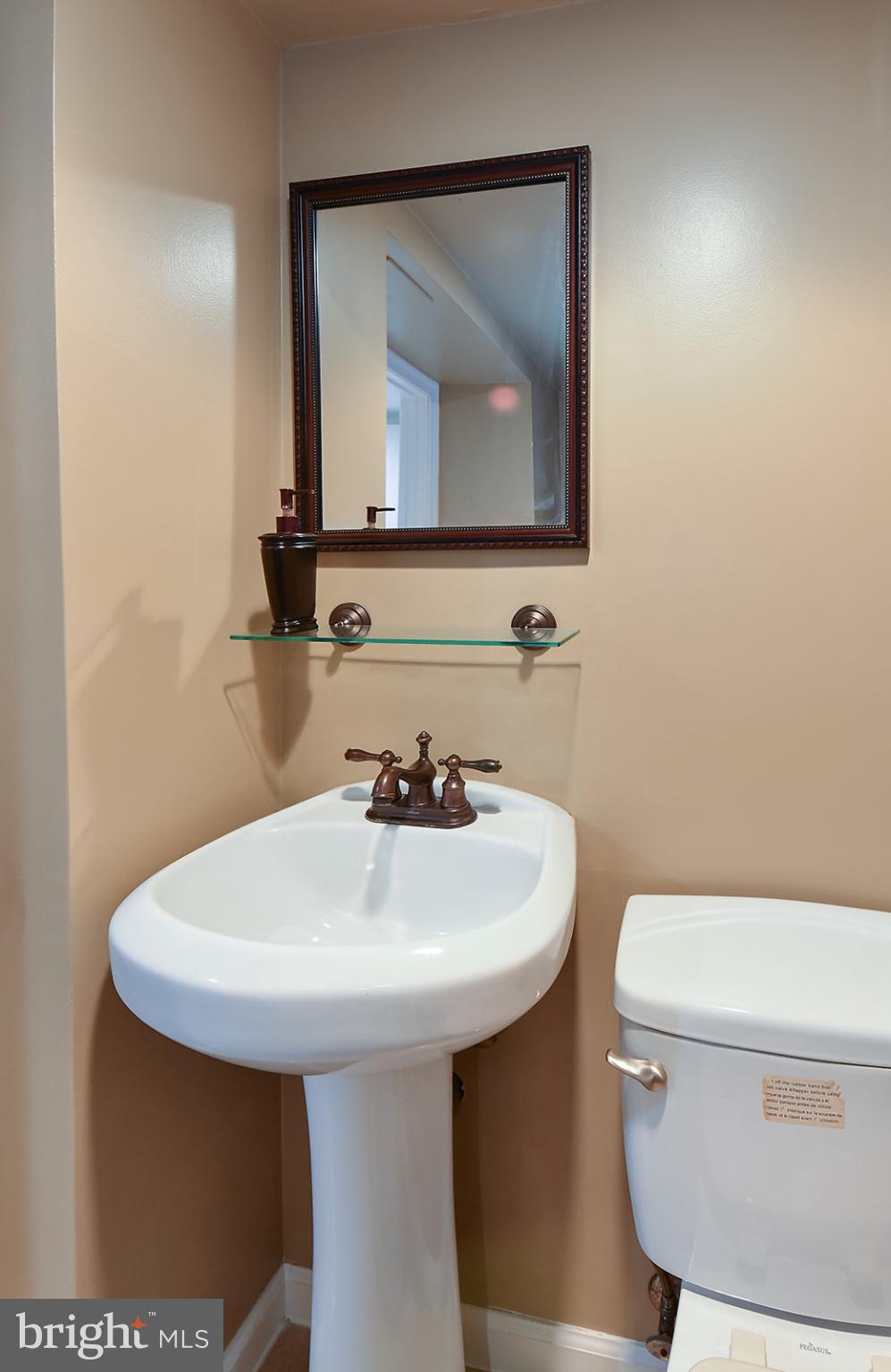 HAMILTON HILLS - Residential