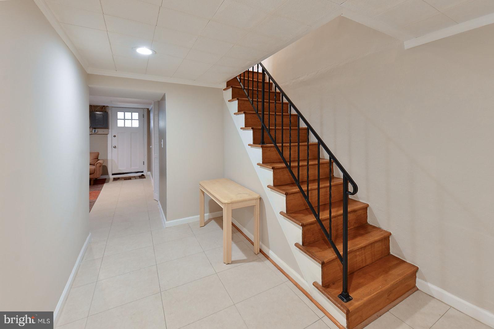 HAMILTON HILLS - Residential