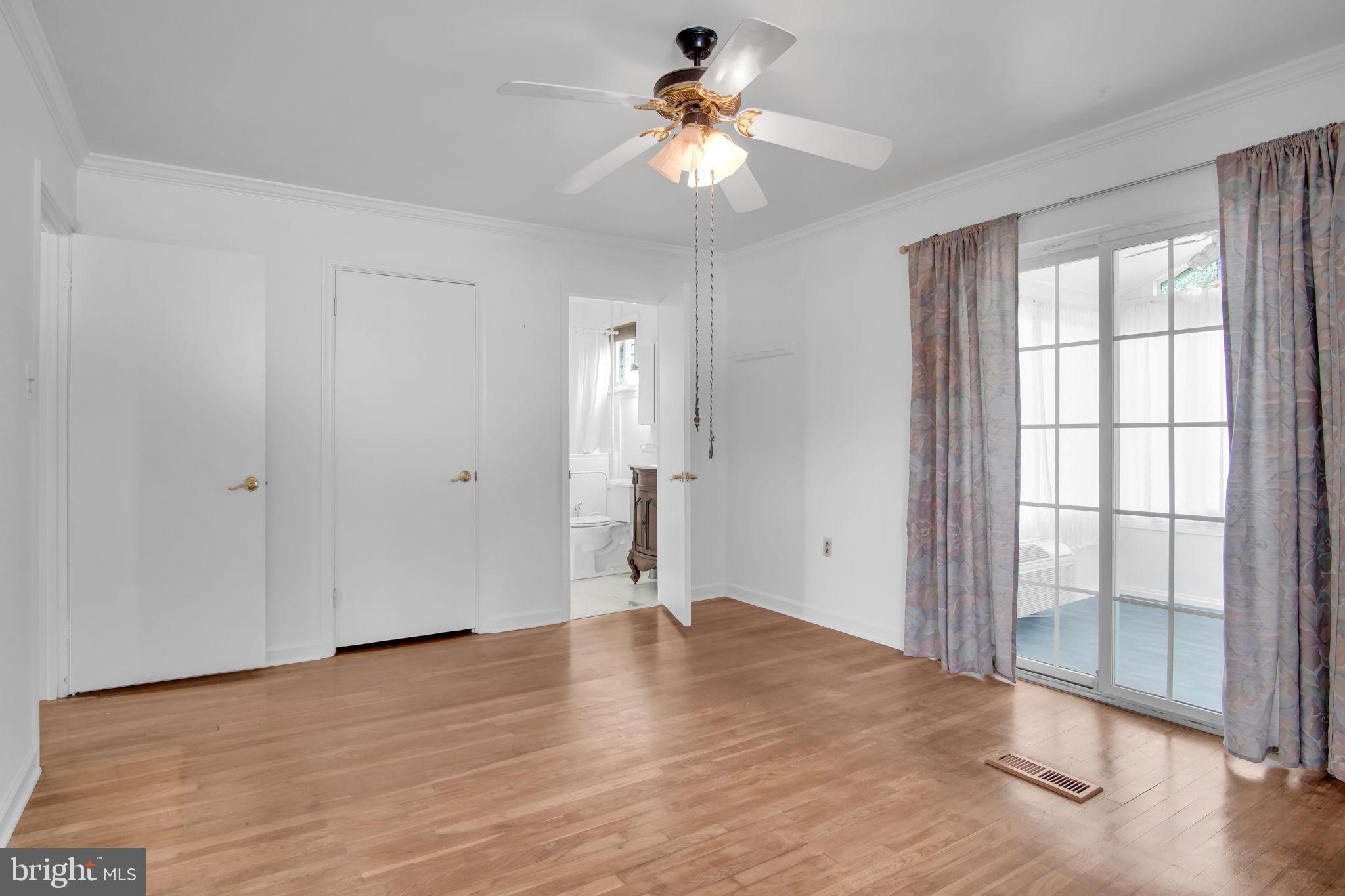 ROSSMOYNE MANOR - Residential