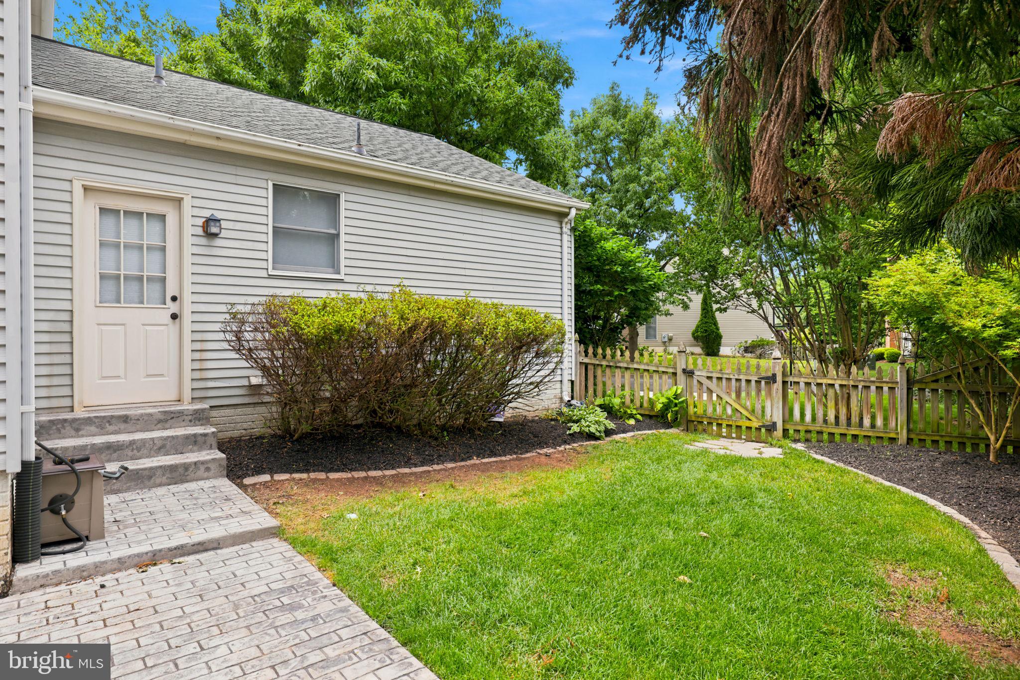 FRANKLIN FARM - Residential